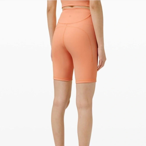 Lululemon Ribbed Contoured High-Rise Short 8"
Malibu Peach Women’s Size 4 - Picture 1 of 11